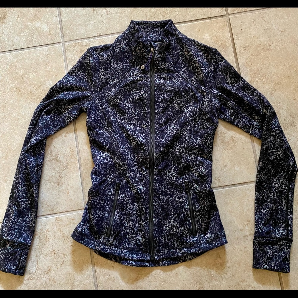 Lululemon Long Sleeve Zip-Up Size 2
